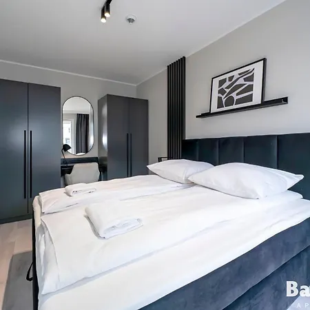 Balticon Kasprowicza Parking Inclusive 코워브제크