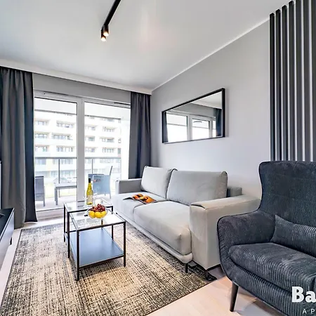 아파트 Balticon Kasprowicza Parking Inclusive *