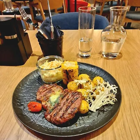 Balticon Kasprowicza Parking Inclusive *