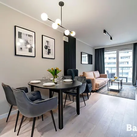 Balticon Kasprowicza Parking Inclusive Appartamento *