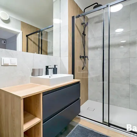 公寓 Balticon Kasprowicza Parking Inclusive 科沃布热格