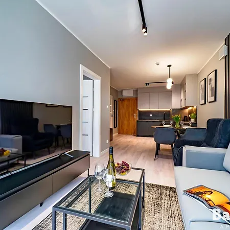 Balticon Kasprowicza Parking Inclusive * Колобжег