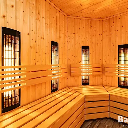 Balticon Kasprowicza Parking Inclusive קולובז'ג